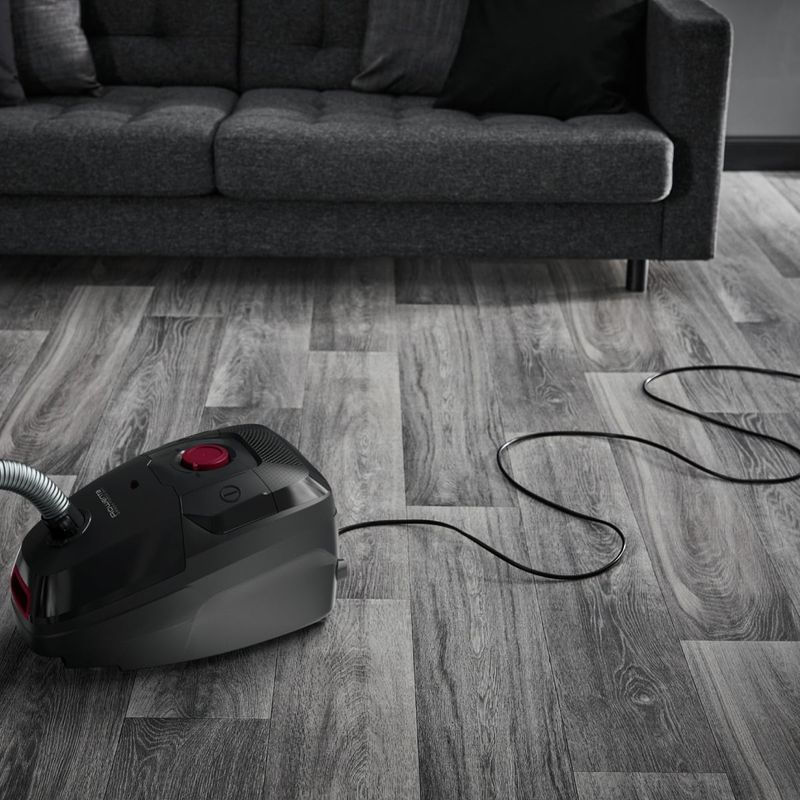 Electronice si Electrocasnice - Ingrijirea locuintei - Aspiratoare - Aspirator cu sac Rowenta RO4933EA, 900W, Clasa A, 75 dB, 4.5 L, Negru - Infinity.ro