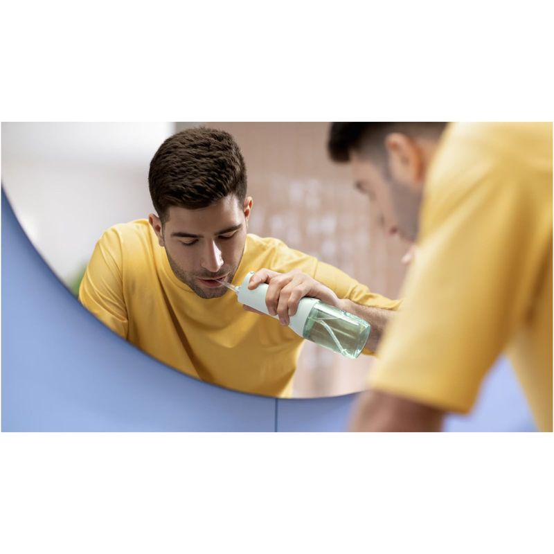 Ingrijire personala si Cosmetice - Igiena dentara - Irigatoare bucale - Irigator bucal tip dus bucal Philips Sonicare HX3826/24 cu tehnologie QuadStream, portabil - Infinity.ro