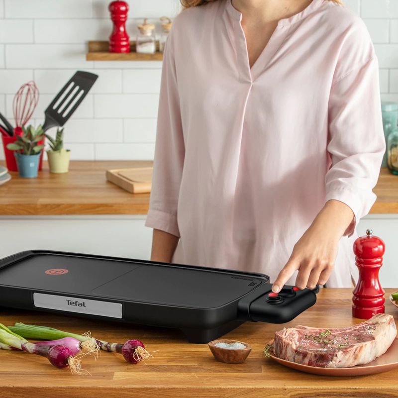 Electronice si Electrocasnice - Electrocasnice bucatarie - Aparate de gatit & desert - Gratare electrice - Gratar electric Tefal Plancha Booster CB641810, 2200 W, Power Boost, termostat ajustabil, suprafata antiaderenta - Infinity.ro