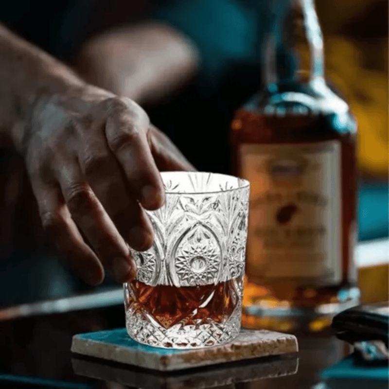 Casa si Gradina - Bucatarie si vesela - Cani si pahare - Pahare - Set 6 pahare din sticla transparenta sculptata tip tumbler bar cocktail pentru bauturi si whiskey 225ml MADGENIX - Infinity.ro