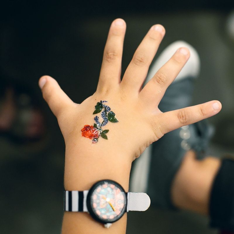 Ingrijire personala si Cosmetice - Ingrijire personala - Ingrijire corp - Tatuaje temporare - Tatuaje Primavara fericita, Djeco - Infinity.ro