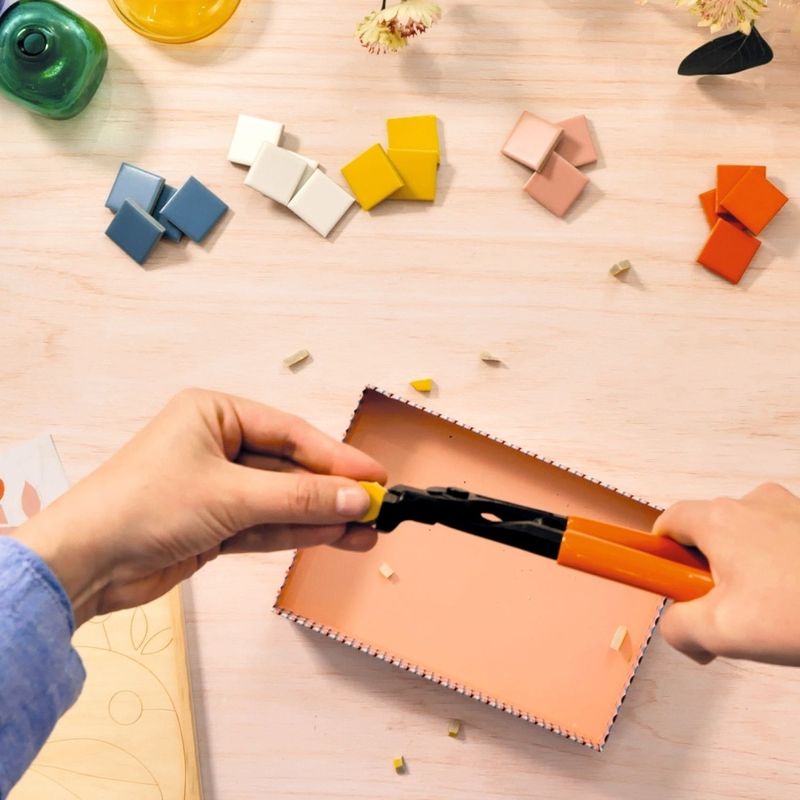 Jucarii, Copii si Bebe - Jucarii si jocuri - Jucarii & jocuri educative - Seturi de artizanat - Atelier creativ 72 pentru adulti Mozaic , Djeco - Infinity.ro