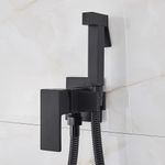 Casa si Gradina - Sanitare - Lavoar baie si accesorii - Baterii sanitare - Baterie bideu, Blackswan, Tip M1, model negru mat, dimensiune 13 cm - Infinity.ro