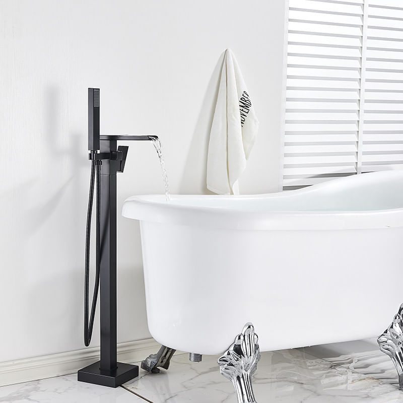 Casa si Gradina - Sanitare - Lavoar baie si accesorii - Baterii sanitare - Baterie cada Free standing, Blackswan, Tip Cascada M32, model negru mat, dimensiune 98 cm - Infinity.ro