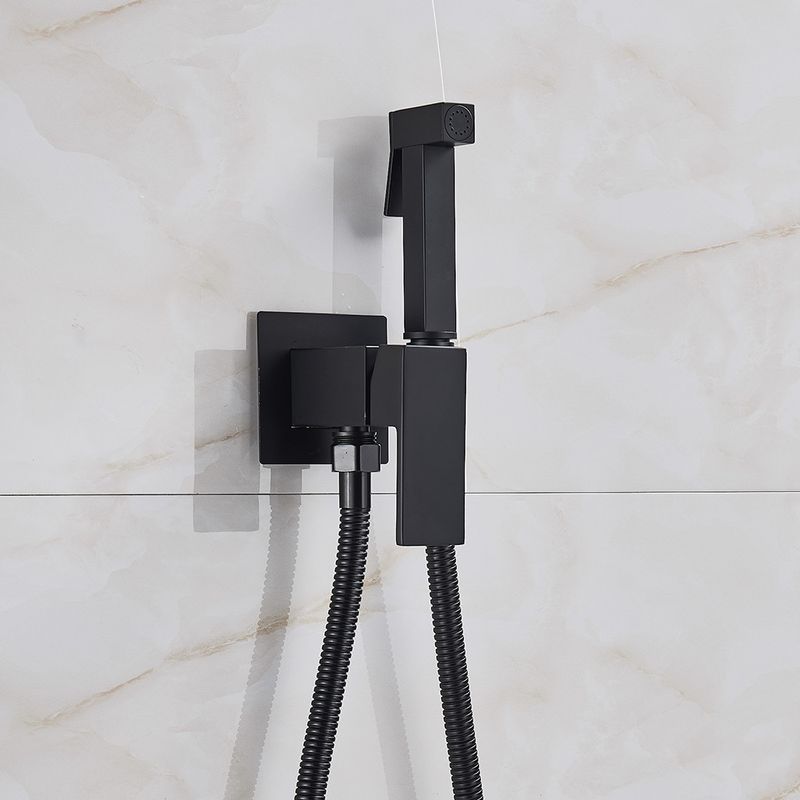 Casa si Gradina - Sanitare - Lavoar baie si accesorii - Baterii sanitare - Baterie bideu, Blackswan, Tip M1, model negru mat, dimensiune 13 cm - Infinity.ro