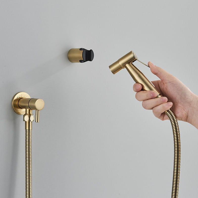 Casa si Gradina - Sanitare - Lavoar baie si accesorii - Baterii sanitare - Baterie bideu, Blackswan, Tip M12, model auriu mat, pentru apa rece, dimensiune 12 cm - Infinity.ro