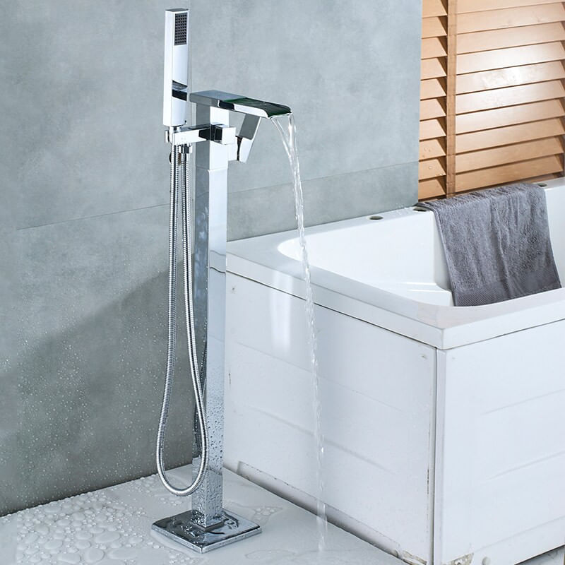 Casa si Gradina - Sanitare - Lavoar baie si accesorii - Baterii sanitare - Baterie cada Free standing, Blackswan, Tip Cascada cu LED M63, model crom lucios, dimensiune 98 cm - Infinity.ro