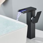 Casa si Gradina - Sanitare - Lavoar baie si accesorii - Baterii sanitare - Baterie chiuveta baie, Blackswan, Tip M187, model negru inalt cu pipa tip cascada si LED, dimensiune 24 cm - Infinity.ro