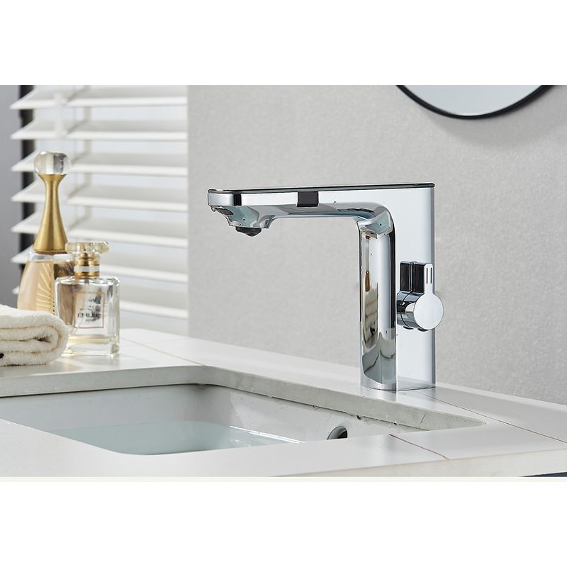 Casa si Gradina - Sanitare - Lavoar baie si accesorii - Baterii sanitare - Baterie chiuveta baie, Blackswan, Tip M224, model crom, cu afisaj LCD si senzor, dimensiune 18 cm - Infinity.ro