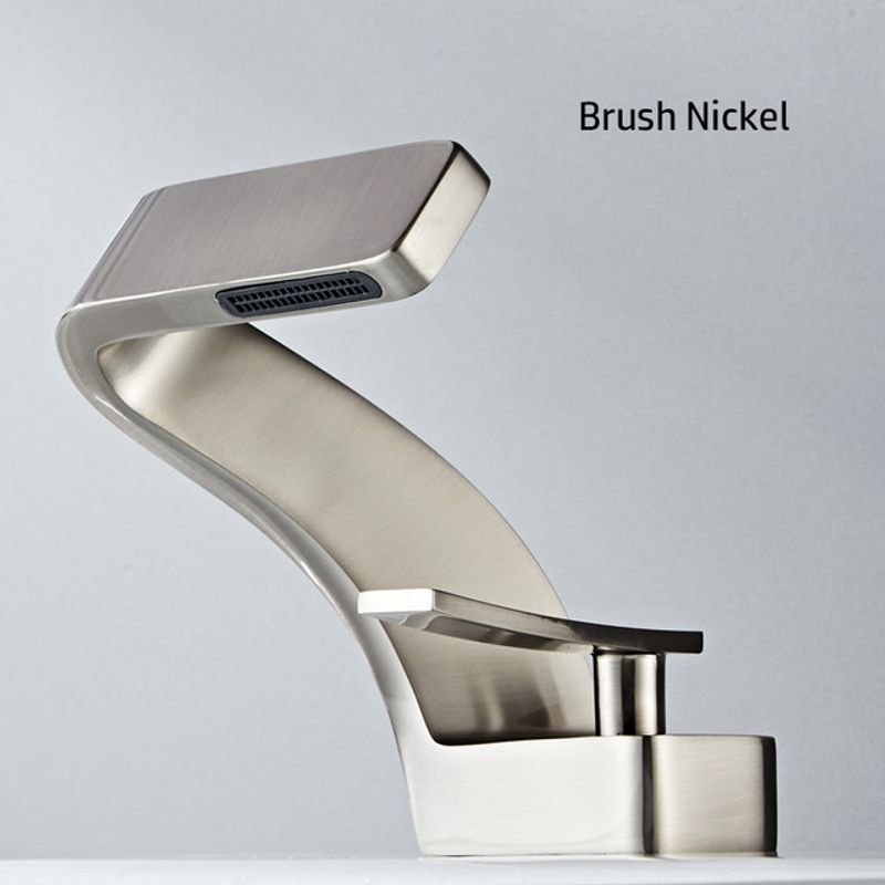 Casa si Gradina - Sanitare - Lavoar baie si accesorii - Baterii sanitare - Baterie chiuveta baie, Blackswan, Tip M205, model nichel cu pipa tip cascada, dimensiune 15 cm - Infinity.ro