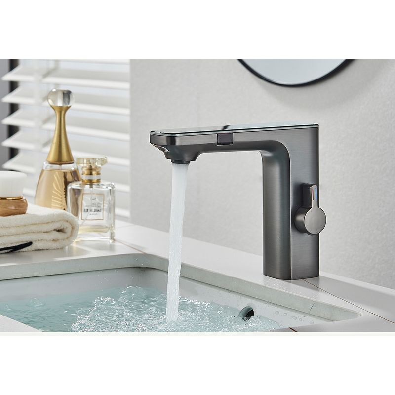Casa si Gradina - Sanitare - Lavoar baie si accesorii - Baterii sanitare - Baterie chiuveta baie, Blackswan, Tip M226, model gri antracit, cu afisaj LCD si senzor, dimensiune 18 cm - Infinity.ro