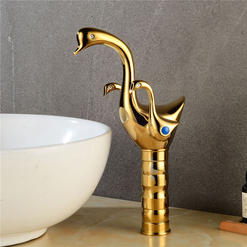 Casa si Gradina - Sanitare - Lavoar baie si accesorii - Baterii sanitare - Baterie chiuveta baie, Blackswan, Tip M263 Lebada, model auriu cu montare pe blat, dimensiune 31 cm - Infinity.ro