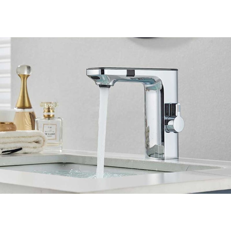 Casa si Gradina - Sanitare - Lavoar baie si accesorii - Baterii sanitare - Baterie chiuveta baie, Blackswan, Tip M224, model crom, cu afisaj LCD si senzor, dimensiune 18 cm - Infinity.ro