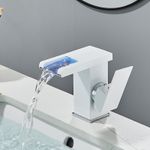 Casa si Gradina - Sanitare - Lavoar baie si accesorii - Baterii sanitare - Baterie chiuveta baie, Blackswan, Tip M190, model alb scurt cu pipa tip cascada si LED, dimensiune 12.5 cm - Infinity.ro