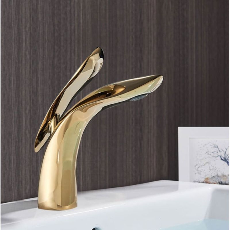Casa si Gradina - Sanitare - Lavoar baie si accesorii - Baterii sanitare - Baterie chiuveta baie, Blackswan, Tip M88, model auriu lucios, dimensiune 20 cm - Infinity.ro
