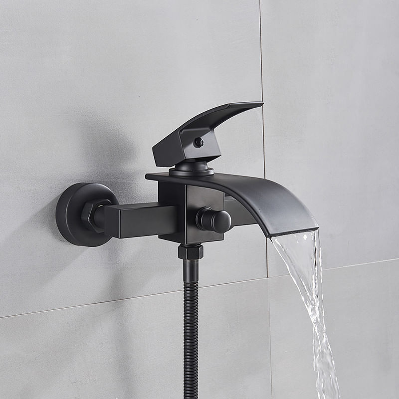 Casa si Gradina - Sanitare - Lavoar baie si accesorii - Baterii sanitare - Baterie cada, Blackswan, Tip M52, model negru mat, dimensiune 20 cm - Infinity.ro
