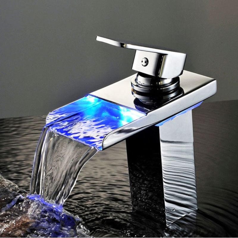 Casa si Gradina - Sanitare - Lavoar baie si accesorii - Baterii sanitare - Baterie chiuveta baie, Blackswan, Tip Cascada M31, model nichel, dimensiune 16 cm - Infinity.ro