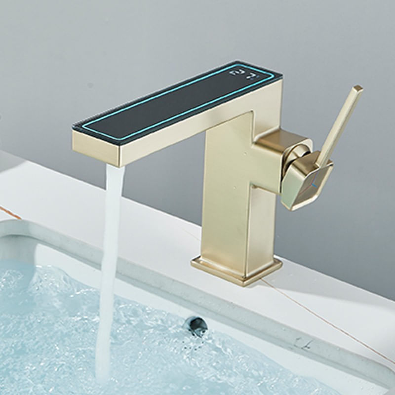 Casa si Gradina - Sanitare - Lavoar baie si accesorii - Baterii sanitare - Baterie chiuveta baie, Blackswan, Tip M343, model auriu mat, cu display digital, dimensiune 20.3 cm - Infinity.ro