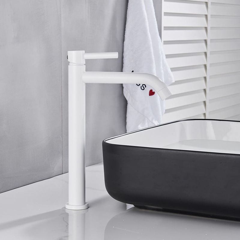 Casa si Gradina - Sanitare - Lavoar baie si accesorii - Baterii sanitare - Baterie chiuveta baie, Blackswan, Tip M142, model alb, dimensiune 30.7 cm - Infinity.ro