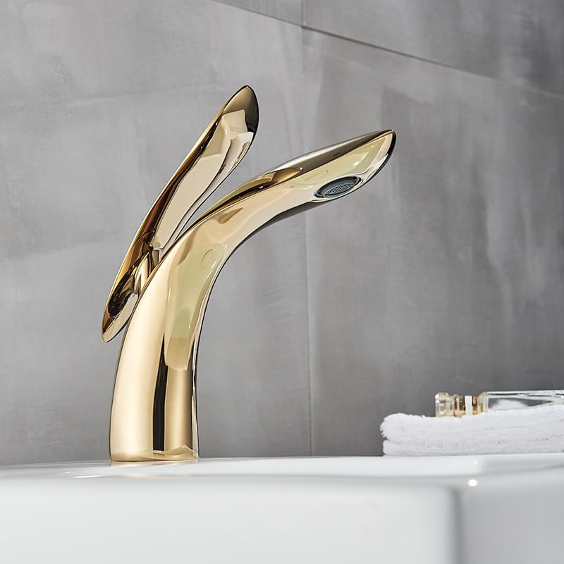 Casa si Gradina - Sanitare - Lavoar baie si accesorii - Baterii sanitare - Baterie chiuveta baie, Blackswan, Tip M88, model auriu lucios, dimensiune 20 cm - Infinity.ro