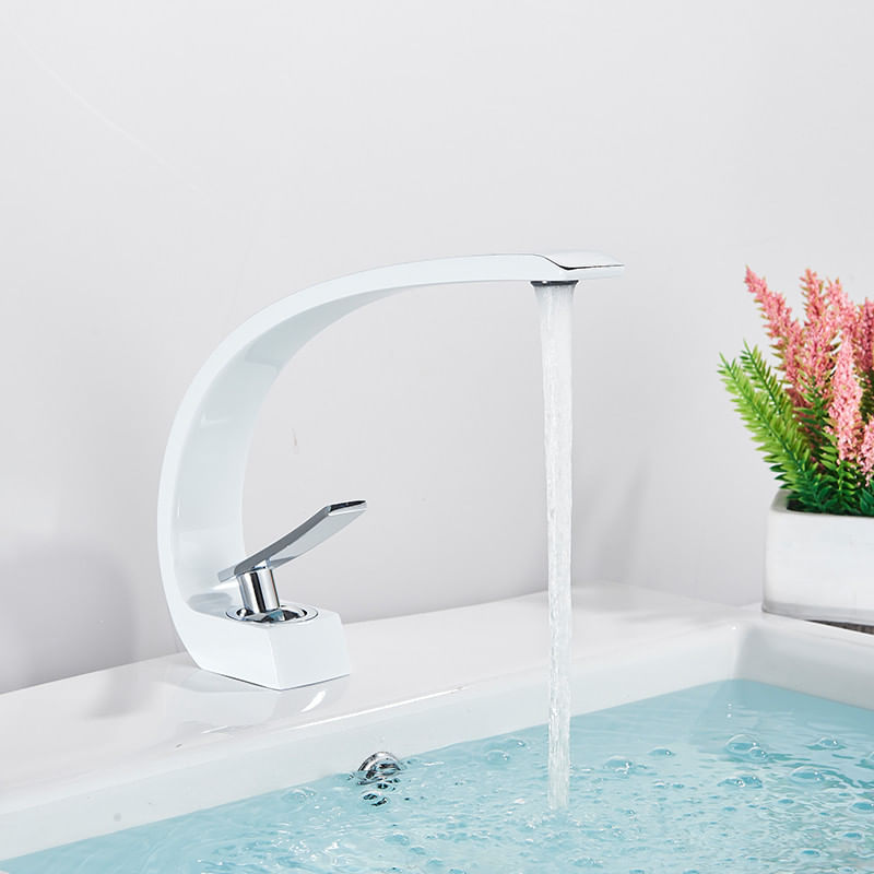 Casa si Gradina - Sanitare - Lavoar baie si accesorii - Baterii sanitare - Baterie chiuveta baie, Blackswan, Tip M12, model alb, dimensiune 19 cm - Infinity.ro