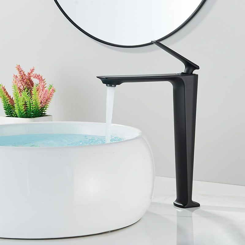 Casa si Gradina - Sanitare - Lavoar baie si accesorii - Baterii sanitare - Baterie chiuveta baie, Blackswan, Tip M200, model negru mat inalt, dimensiune 28 cm - Infinity.ro