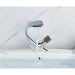 Casa si Gradina - Sanitare - Lavoar baie si accesorii - Baterii sanitare - Baterie chiuveta baie, Blackswan, Tip cascada M46, model crom/ rose gold, dimensiune 19 cm - Infinity.ro