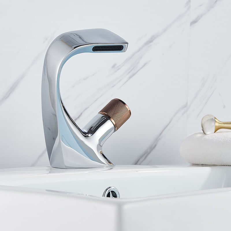 Casa si Gradina - Sanitare - Lavoar baie si accesorii - Baterii sanitare - Baterie chiuveta baie, Blackswan, Tip cascada M46, model crom/ rose gold, dimensiune 19 cm - Infinity.ro