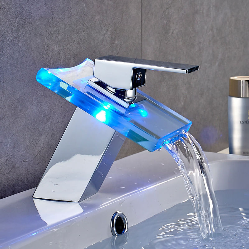 Casa si Gradina - Sanitare - Lavoar baie si accesorii - Baterii sanitare - Baterie chiuveta baie cu led, Blackswan, Tip cascada M6, sticla securizata transparenta, dimensiuni 11.3 x 13.7 cm - Infinity.ro