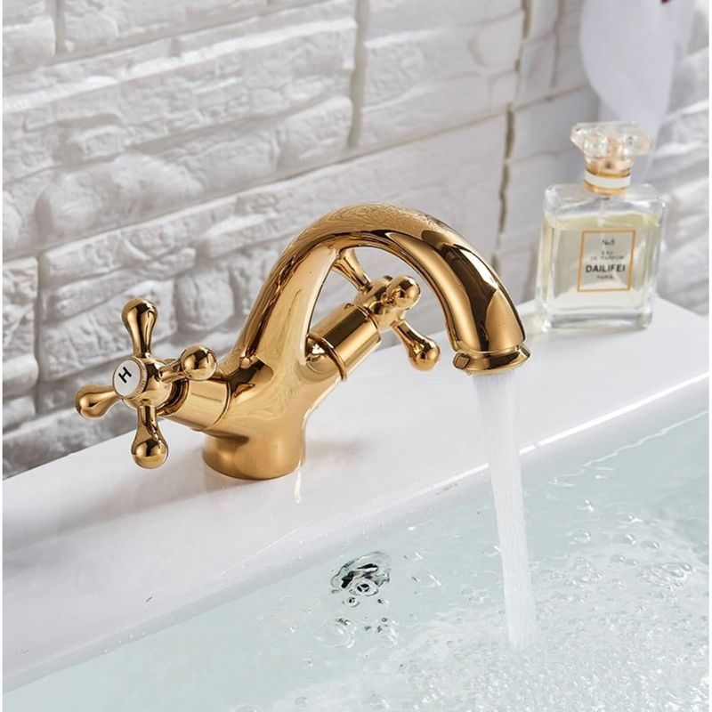 Casa si Gradina - Sanitare - Lavoar baie si accesorii - Baterii sanitare - Baterie chiuveta baie, Blackswan, Tip M294, model auriu lucios, dimensiune 14 cm - Infinity.ro