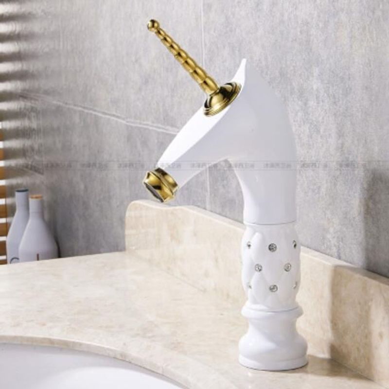 Casa si Gradina - Sanitare - Lavoar baie si accesorii - Baterii sanitare - Baterie chiuveta baie, Blackswan, Tip M272 Unicorn, model alb mediu, dimensiune 27.2 cm - Infinity.ro