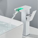Casa si Gradina - Sanitare - Lavoar baie si accesorii - Baterii sanitare - Baterie chiuveta baie, Blackswan, Tip M299, model alb inalt cu pipa tip cascada si LED, dimensiune 24 cm - Infinity.ro