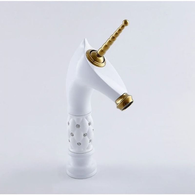 Casa si Gradina - Sanitare - Lavoar baie si accesorii - Baterii sanitare - Baterie chiuveta baie, Blackswan, Tip M272 Unicorn, model alb mediu, dimensiune 27.2 cm - Infinity.ro