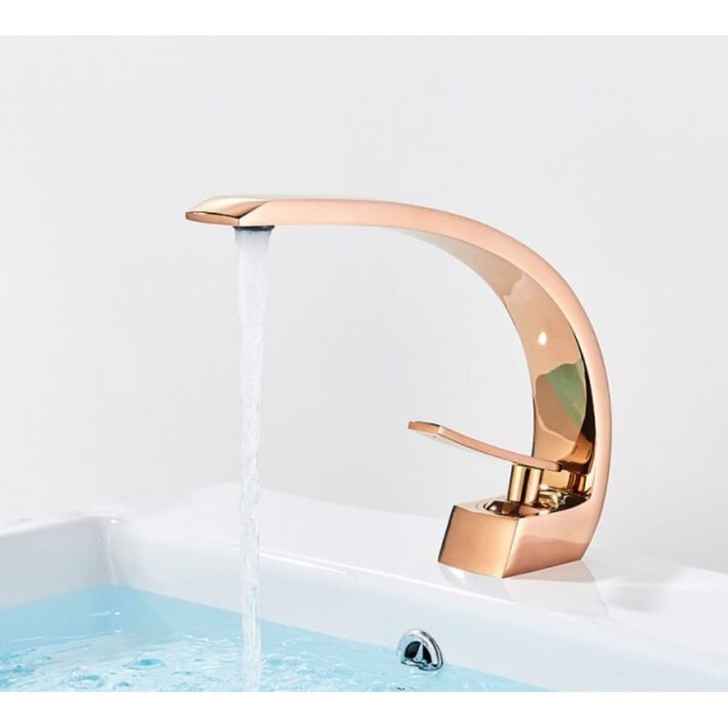 Casa si Gradina - Sanitare - Lavoar baie si accesorii - Baterii sanitare - Baterie chiuveta baie, Blackswan, Tip M92, model rose gold, dimensiune 16.6 cm - Infinity.ro