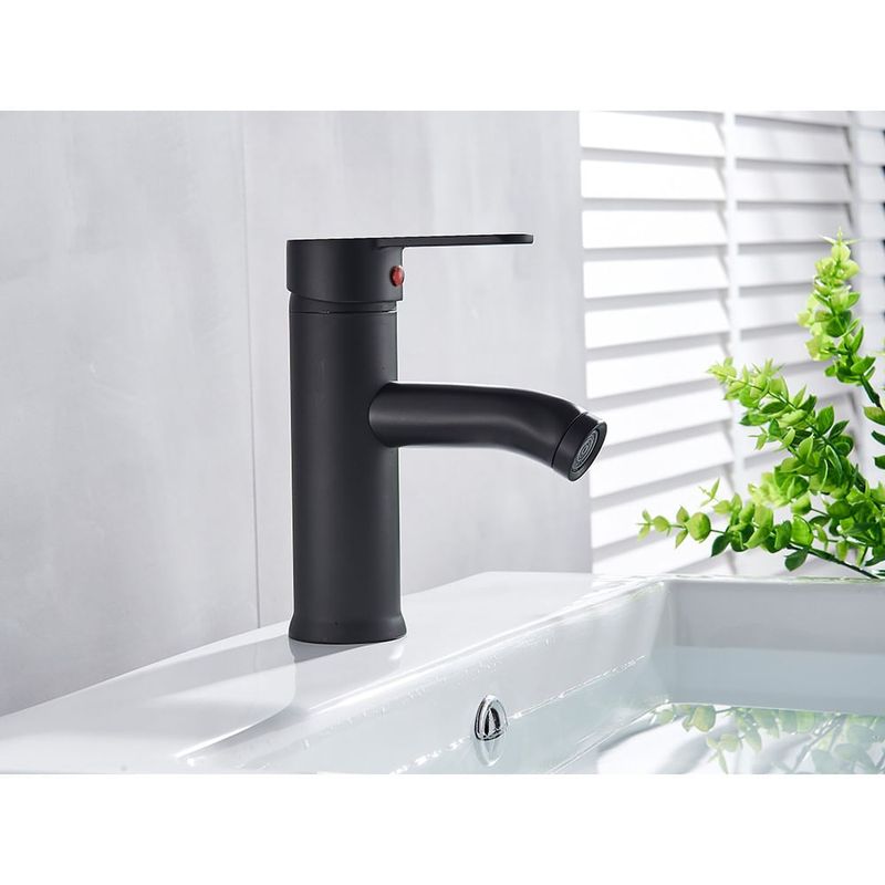 Casa si Gradina - Sanitare - Lavoar baie si accesorii - Baterii sanitare - Baterie chiuveta baie, Blackswan, Tip M98, model negru, dimensiune 16.6 cm - Infinity.ro