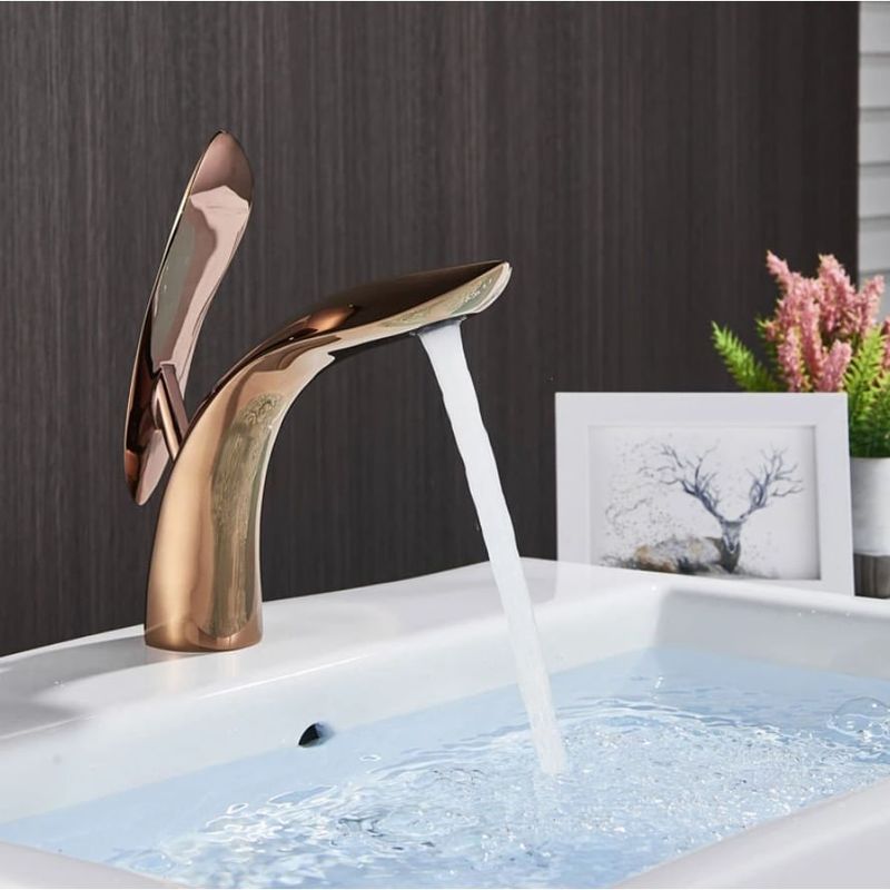 Casa si Gradina - Sanitare - Lavoar baie si accesorii - Baterii sanitare - Baterie chiuveta baie, Blackswan, Tip M90, model rose gold, dimensiune 20 cm - Infinity.ro