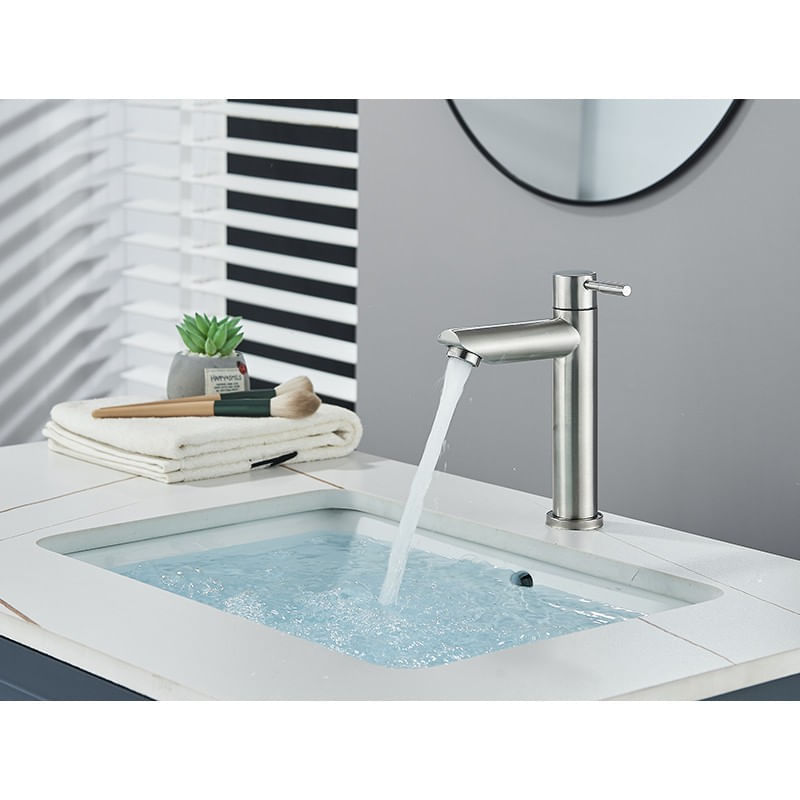 Casa si Gradina - Sanitare - Lavoar baie si accesorii - Baterii sanitare - Baterie chiuveta baie, Blackswan, Tip M302, model nichel cu montare pe chiuveta, dimensiune 17.3 cm - Infinity.ro
