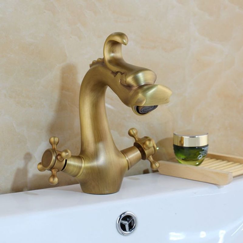 Casa si Gradina - Sanitare - Lavoar baie si accesorii - Baterii sanitare - Baterie chiuveta baie, Blackswan, Tip M266 Dragon, model bronz antichizat, dimensiune 20 cm - Infinity.ro