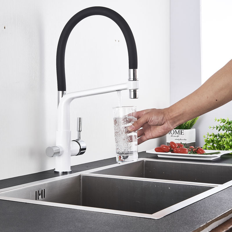 Casa si Gradina - Sanitare - Chiuveta bucatarie si accesorii - Baterii bucatarie - Baterie chiuveta bucatarie, Blackswan, Tip M18 cu iesire pentru apa purificata, model alb/ negru, dimensiune 43 cm - Infinity.ro