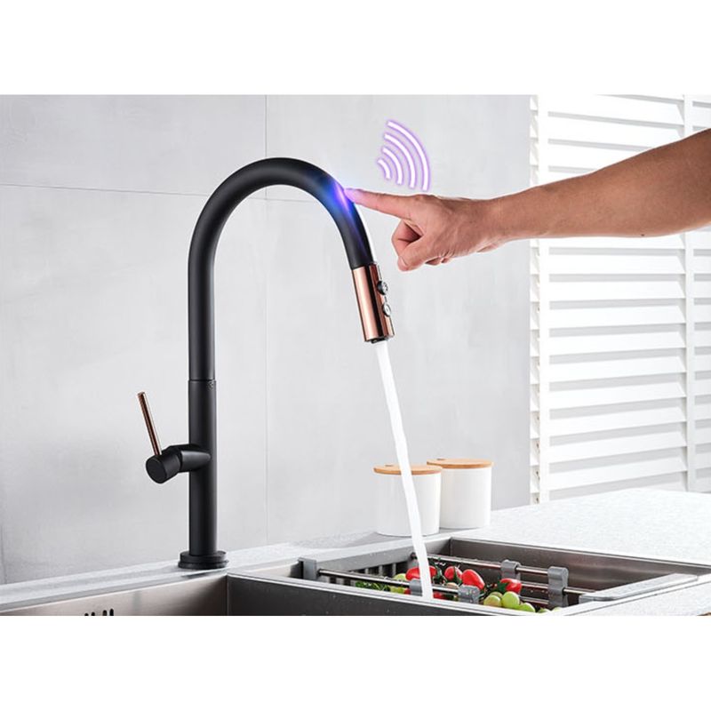 Casa si Gradina - Sanitare - Chiuveta bucatarie si accesorii - Baterii bucatarie - Baterie chiuveta bucatarie, Blackswan, Tip M214, cu senzor si doua moduri, model negru/ rose gold, dimensiune 42 cm - Infinity.ro