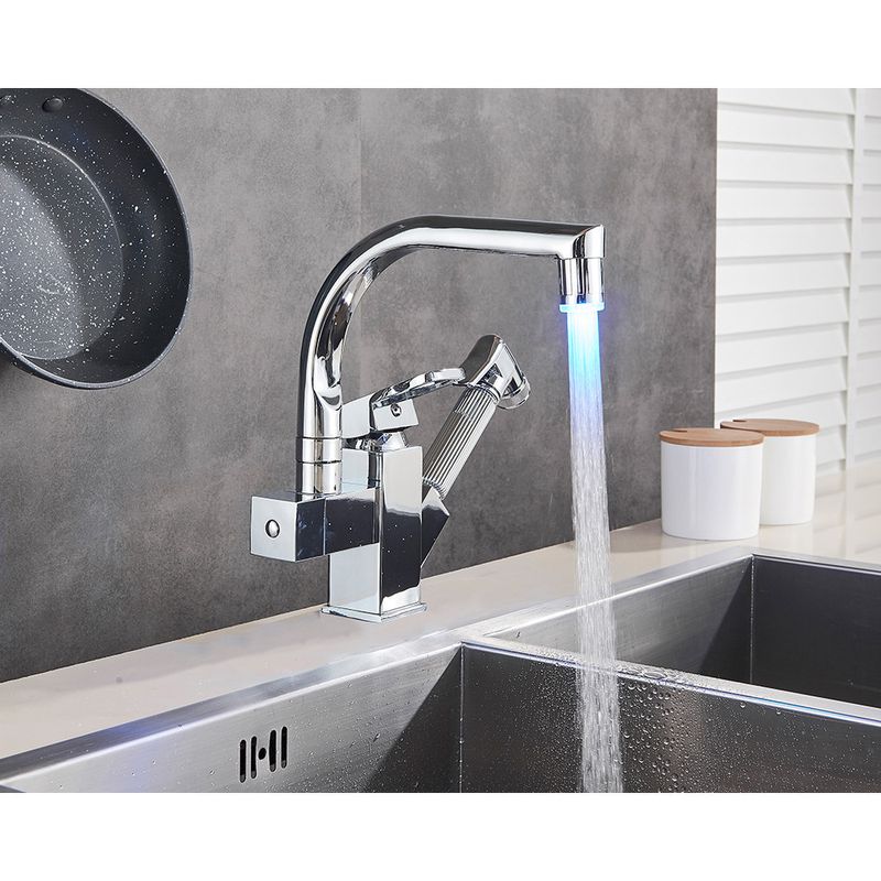 Casa si Gradina - Sanitare - Chiuveta bucatarie si accesorii - Baterii bucatarie - Baterie chiuveta bucatarie, Blackswan, Tip M182, cu LED si dus, model crom, dimensiune 25 cm - Infinity.ro