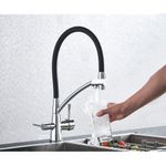 Casa si Gradina - Sanitare - Chiuveta bucatarie si accesorii - Baterii bucatarie - Baterie chiuveta bucatarie, Blackswan, Tip M55 cu iesire pentru apa purificata, model crom/ negru, dimensiune 43 cm - Infinity.ro