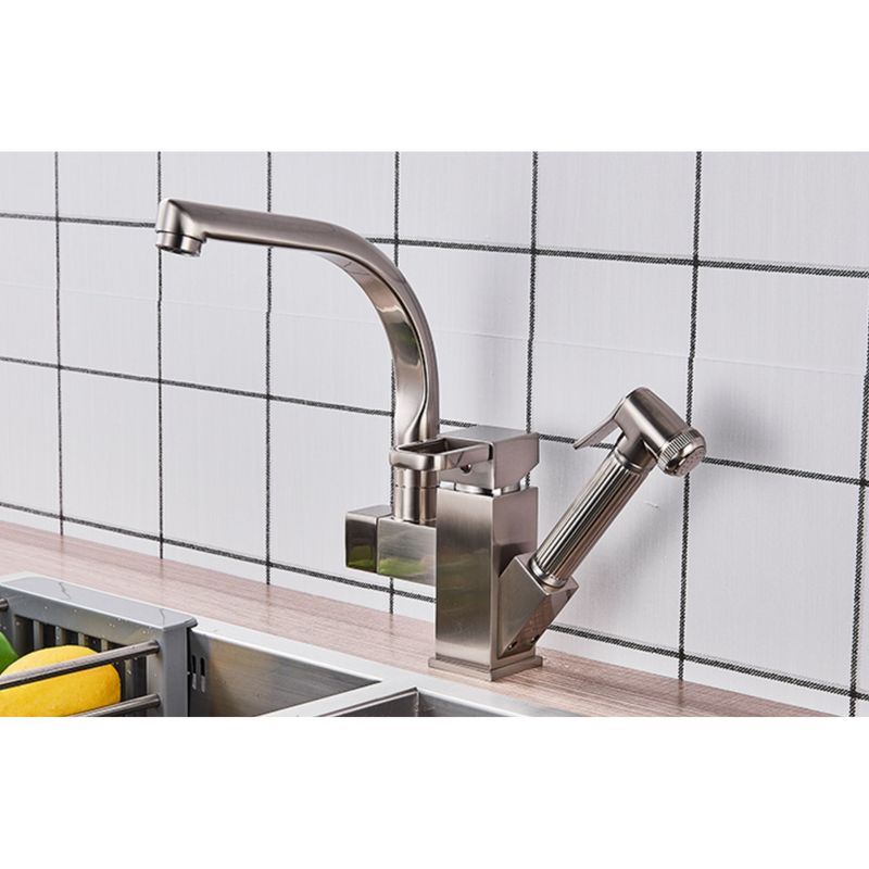 Casa si Gradina - Sanitare - Chiuveta bucatarie si accesorii - Baterii bucatarie - Baterie chiuveta bucatarie, Blackswan, Tip M179, cu dus, model nichel, dimensiune 25 cm - Infinity.ro
