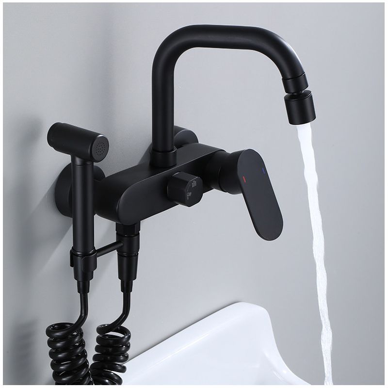 Casa si Gradina - Sanitare - Chiuveta bucatarie si accesorii - Baterii bucatarie - Baterie chiuveta bucatarie, Blackswan, Tip M202, cu doua moduri, model negru mat, dimensiune 16.5 cm - Infinity.ro