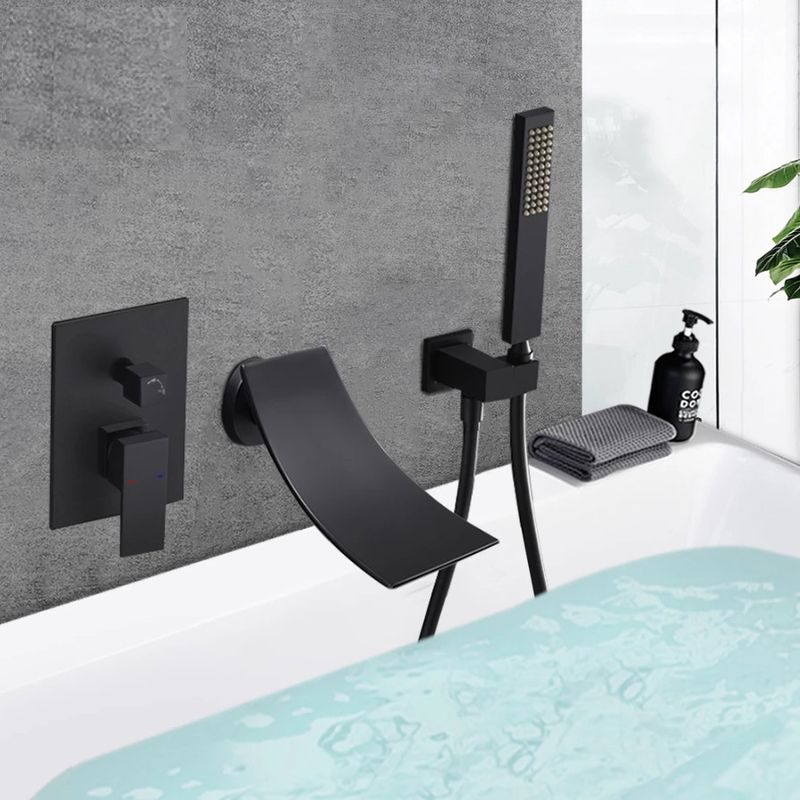 Casa si Gradina - Sanitare - Lavoar baie si accesorii - Baterii sanitare - Set baterii cada si chiuveta, Blackswan, Tip M3, model negru mat, dimensiune 18 cm - Infinity.ro