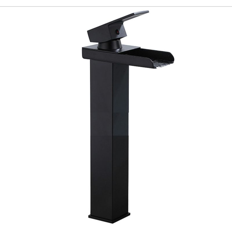 Casa si Gradina - Sanitare - Lavoar baie si accesorii - Baterii sanitare - Set baterie cada si baterie chiuveta, Blackswan, Tip M34, model negru mat, dimensiune 25.5 cm - Infinity.ro