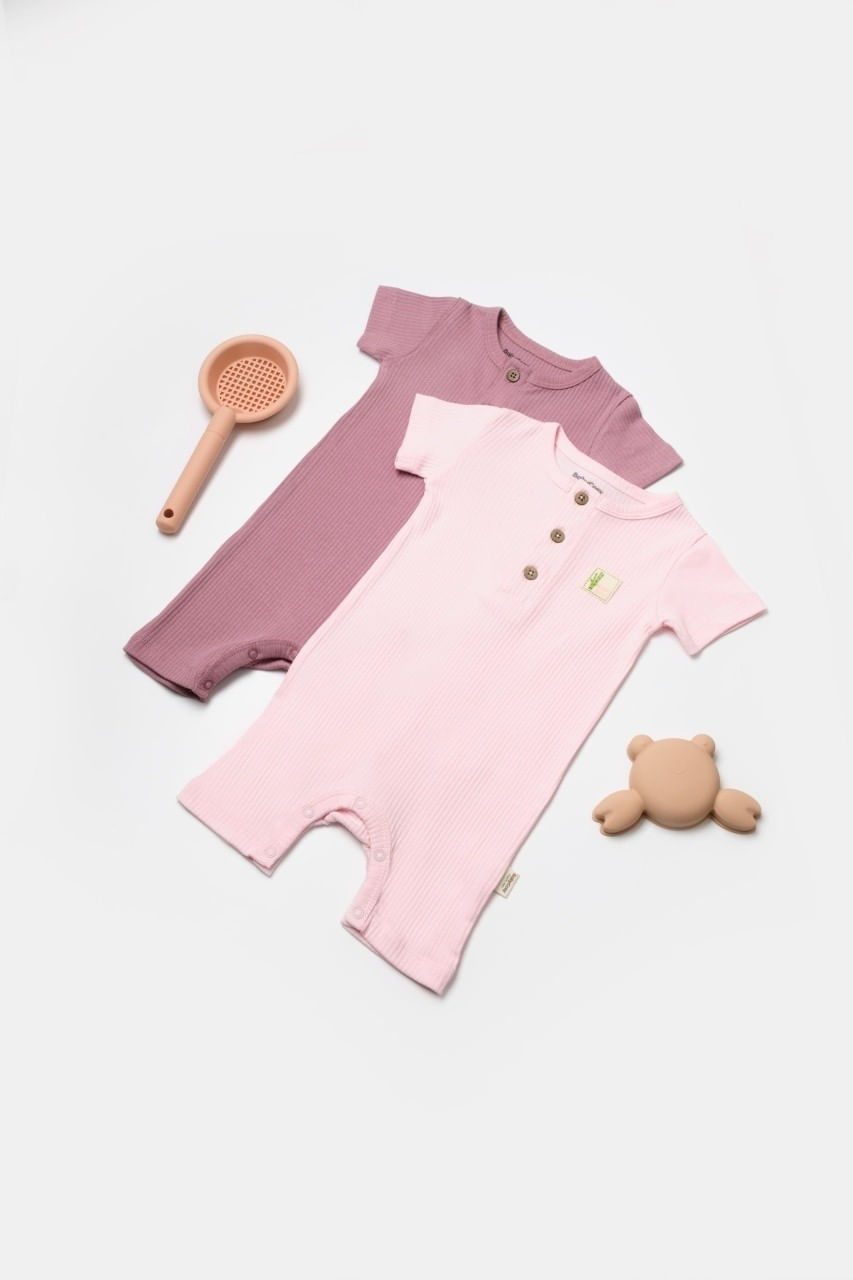 Set 2 salopete scurte Bamboo, roz, BabyCosy, 50%bumbac+50% bambus (Marime: 9-12 luni)