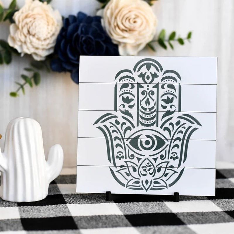Casa si Gradina - Decoratiuni - DIY - Sabloane decorative pereti - Sablon Perete vopsire, tencuiala x0.7mm Hamsa Palm Mandala Refolosibil, model MXSP7143, 300 x 300 mm - Infinity.ro