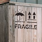Casa si Gradina - Decoratiuni - DIY - Sabloane decorative pereti - Sablon Perete vopsire, tencuiala 0.7mm Fragile Right Side Up Keep Dry Refolosibil, model MXSP7221, 800 x 800 mm, 0.70mm - Infinity.ro