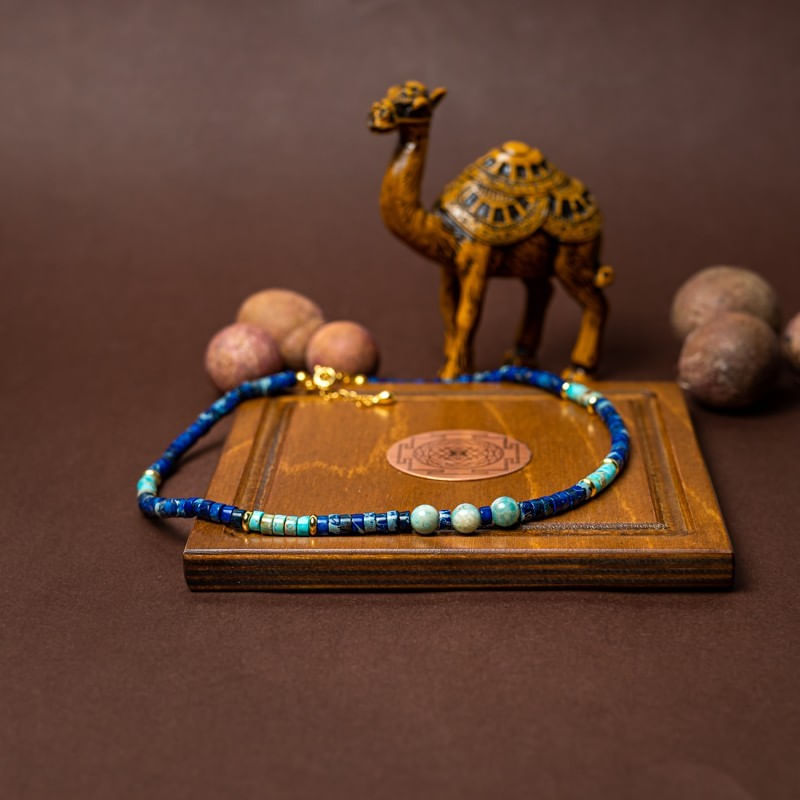 Fashion, accesorii si bijuterii - Femei - Bijuterii femei - Coliere femei - Colier choker Nirmay din pietre naturale de Sediment de Jasp, inchidere din argint 925 placat cu aur 14K - Infinity.ro